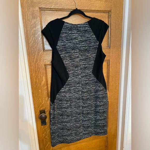 Ann Taylor dress size 18 - Picture 3 of 4